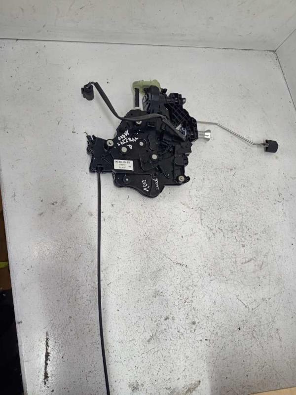 GACHE DE PORTE LATERAL DROIT VW CADDY 2004-2015 - Vue 1